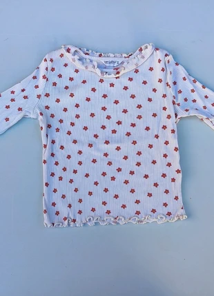T-shirt à manches longues crème à fleurs 4 ans C&A, brand: C&A, condition: Very good, size: 4 years / 104 cm, €3.00, €3.85 includes Buyer Protection