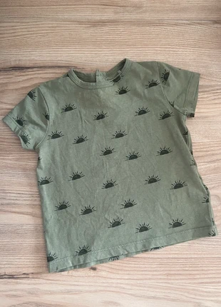 T shirt courtes manches JBC, marque: JBC, état: Très bon état, taille: 12-18 mois / 80 cm, 4,00 €, 4,90 € Protection acheteurs incluse