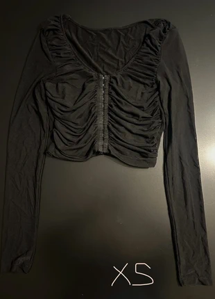 crop top manches transparentes, marke: Alternative, zustand: Sehr gut, größe: XS / 34 / 6, 6,00 €, 7,00 € inklusive Vinted-Käuferschutz