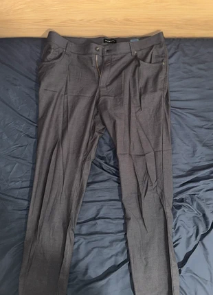 Jean/Pantalon Bugatti Homme – Gris – W40 / FR 50 – Neuf sans étiquette, brand: Bugatti, condizioni: Nuovo senza cartellino, taglia: IT 50 | W40, €25.00, €26.95 include la Protezione acquisti