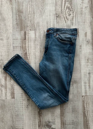 Jean ONLY taille 40 (mid waist skinny), merk: ONLY, staat: Heel goed, maat: L / 40 / 12, € 12,00, € 13,30 inclusief Kopersbescherming