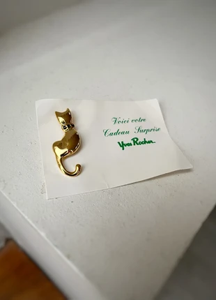 Pin’s chat vintage doré Yves Rocher, brand: Vintage, condizioni: Nuovo con cartellino, €9.00, €10.15 include la Protezione acquisti Pro