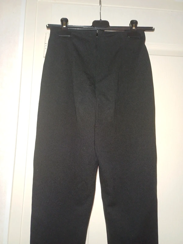 Pantalon leggings sans marque - photo numéro 4