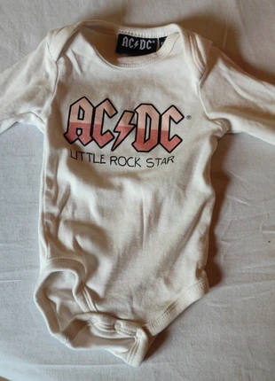 Body AC/DC 3 mois, marca: AC/DC, estado: Muito bom, tamanho: 1-3 meses / 56 cm, €4.00, €4.90 inclui Proteção do Comprador