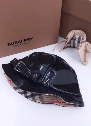 Chapeau de pluie Burberry 48 π, brand: Burberry, condition: Very good, size: 1-2 years, 49 cm, β¬49.00, β¬52.15 includes Buyer Protection Pro