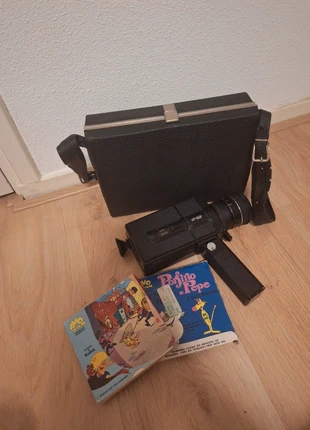 Super8 camera en 2 films, merk: Flectron, staat: Goed, € 20,00, € 21,70 inclusief Kopersbescherming