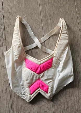 Cyber top, merk: Bok, staat: Heel goed, maat: M / 38 / 10, € 15,00, € 16,45 inclusief Kopersbescherming