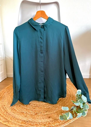 Chemise H&M vert bouteille 38, brand: H&M, condizioni: Nuovo senza cartellino, taglia: M / IT 42 / EU 38, €4.00, €4.90 include la Protezione acquisti