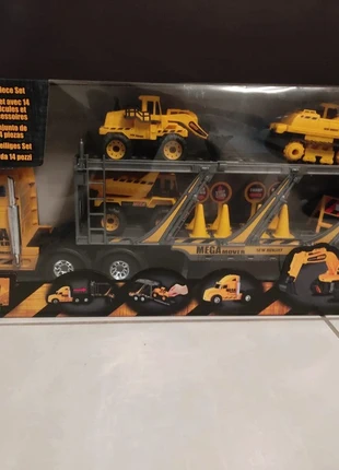 Coffret véhicules de chantier et accessoires, merk: New Bright, staat: Heel goed, maat: 3 jaar / 98 cm, € 15,00, € 16,45 inclusief Kopersbescherming