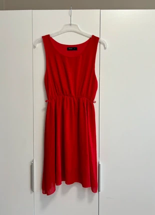 Red dress with elastic waist, marque: Jovial, état: Neuf sans étiquette, taille: M / 38 / 10, 3,00 €, 3,85 € Protection acheteurs incluse