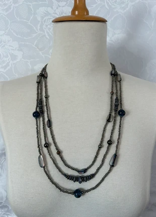 Collier perles 3 rangs unique vintage argenté, bleu, violet, léopard y2k, merk: Vintage Dressing, staat: Heel goed, € 8,90, € 10,05 inclusief Kopersbescherming