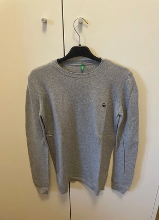 Maglioncino grigio Benetton, marque: United Colors of Benetton, état: Très bon état, taille: 13 ans / 158 cm, 10,00 €, 11,20 € Protection acheteurs incluse