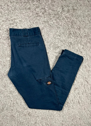 Pantalon Chinos Skinny Dickies Taille W33 L32 Couleur Bleu Marine, marque: Dickies, état: Très bon état, taille: W33 | FR 42, 12,00 €, 13,30 € Protection acheteurs incluse