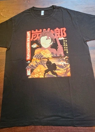 Maglia Tanjiro Demon Slayer Pampling, marke: Pampling, zustand: Sehr gut, größe: M, 6,00 €, 7,00 € inklusive Vinted-Käuferschutz