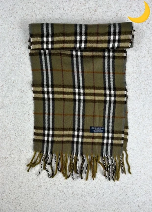 VC0223 - Magnifique écharpe burberry vintage Y2K en laine d'agneau, merk: Burberry, staat: Heel goed, € 26,00, € 28,00 inclusief Kopersbescherming Pro