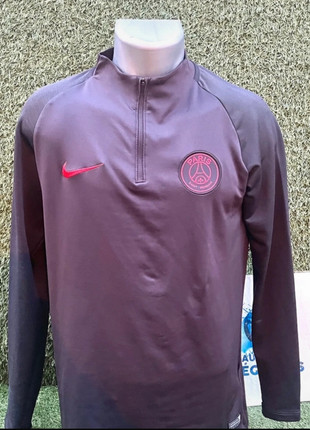 Sweat PSG, marque: Nike, état: Très bon état, taille: M, 35,00 €, 37,45 € Protection acheteurs (Pro) incluse