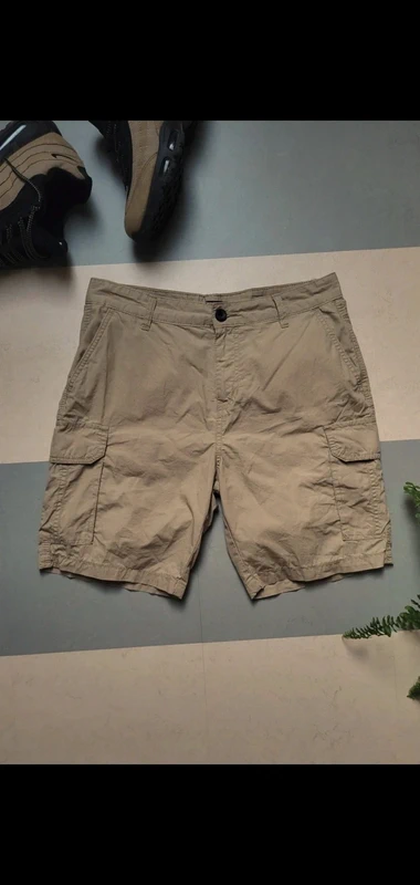 Short cargo beige, jort taille S 30r 40