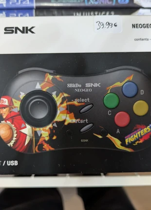 8BitDo Neogeo Wireless Pad Terry Bogard, marca: 8BitDo, estado: Muito bom, €40.00, €42.70 inclui Proteção do Comprador Pro