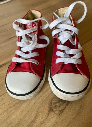 Baskets/sneakers garçon marque Dunlop, merk: Dunlop, staat: Goed, maat: 26, € 2,00, € 2,80 inclusief Kopersbescherming