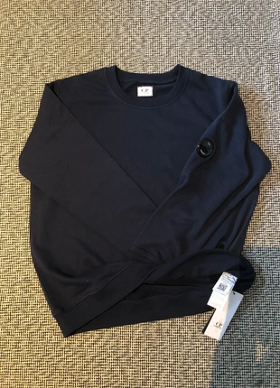 Pull CP company bleu marine taille M, brand: C.P. Company, condition: New with tags, size: M, €99.00, €104.65 includes Buyer Protection