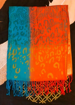 Foulard bi couleur, marke: Inconnu, zustand: Neu, 5,00 €, 5,95 € inklusive Vinted-Käuferschutz