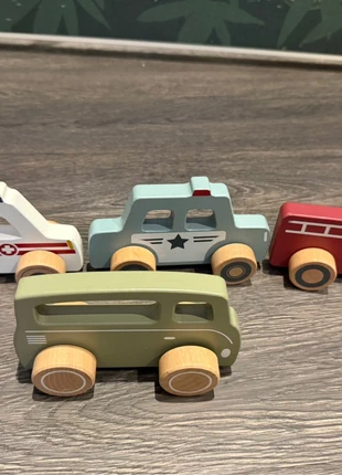 4 Little Dutch houten voertuigen, merk: Little Dutch, staat: Goed, maat: Universeel, € 7,50, € 8,58 inclusief Kopersbescherming