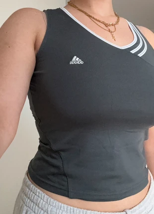 Top débardeur gris Adidas vintage, brand: adidas, condition: Very good, size: M / 38 / 10, €15.00, €16.45 includes Buyer Protection