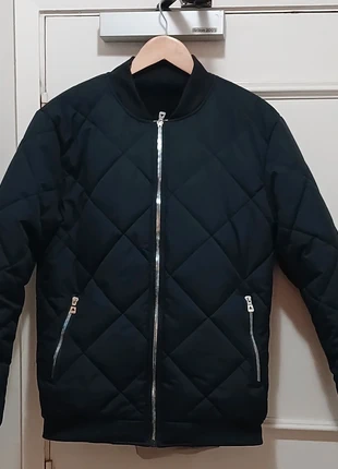Black Quilted Jacket – Warm & Stylish, condition: Very good, size: M, £25.00, £26.95 includes Buyer Protection