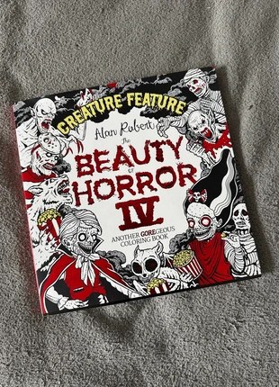 Livre coloriage Beauty Horror 4, état: Neuf sans étiquette, 11,00 €, 12,25 € Protection acheteurs incluse
