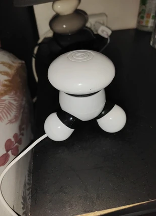 Mini masseur blanc, brand: silvergear, condizioni: Nuovo senza cartellino, €2.00, €2.80 include la Protezione acquisti