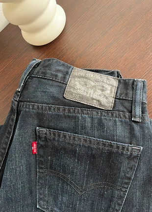 Jeans levis 511 uomo, marque: Levi's, état: Neuf sans étiquette, taille: W33 | FR 42, 50,00 €, 53,20 € Protection acheteurs incluse