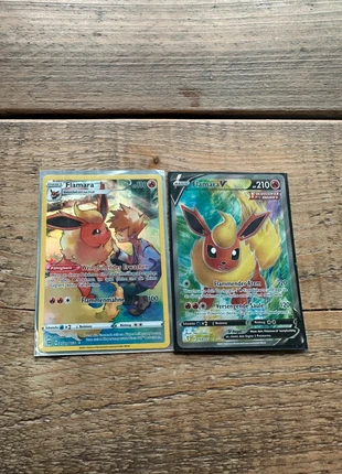 2 Flamara Pokémon Karten, marke: Pokémon, zustand: Sehr gut, 40,00 €, 42,70 € inklusive Vinted-Käuferschutz