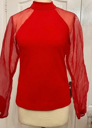 Red top with mesh sleeves, brand: Pieces, condition: Very good, size: S / 36 / 8, €8.00, €9.10 includes Buyer Protection