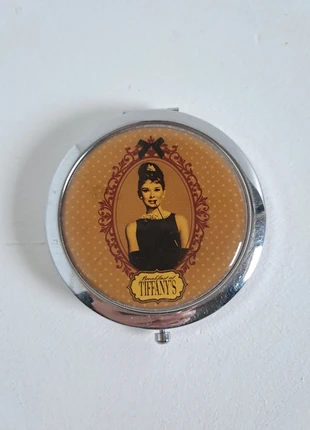 Superbe miroir rond de poche pliant Audrey Hepburn, brand: Miroir, condition: Very good, €2.00, €2.80 includes Buyer Protection