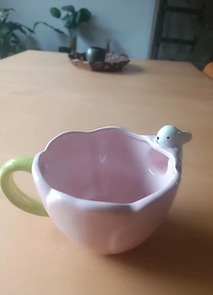 Flower petal bunny mug, merk: Mug, staat: Nieuw zonder prijskaartje, € 10,00, € 11,20 inclusief Kopersbescherming
