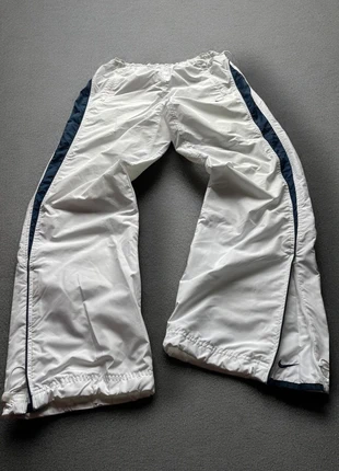 Nike TrackPants Vintage Y2K 90s 2000s Swoosh Black and Blue Hip-Hop Rave Size L, brand: Nike, condizioni: Ottime, taglia: L, €44.02, €46.92 include la Protezione acquisti