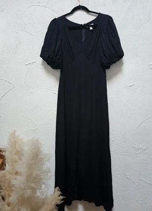 Robe longue noire H&M, merk: H&M, staat: Heel goed, maat: M / 38 / 10, € 10,00, € 11,20 inclusief Kopersbescherming
