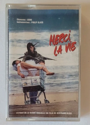 Cassette audio Merci la vie, staat: Heel goed, € 5,00, € 5,95 inclusief Kopersbescherming