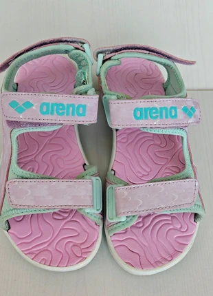 Sandali bambina, marque: Arena, état: Très bon état, taille: 30, 4,00 €, 4,90 € Protection acheteurs incluse