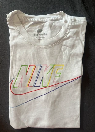 T-shirt Nike, marca: Nike, estado: Muy bueno, tamaño: S, 16,00 €, 17,50 € Protección al comprador incluida