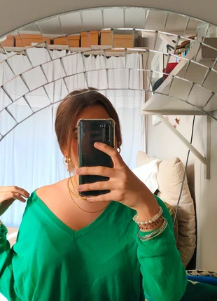 Pull Vert décolleté, marque: rue mazarine, état: Très bon état, taille: M / 38 / 10, 13,00 €, 14,35 € Protection acheteurs incluse