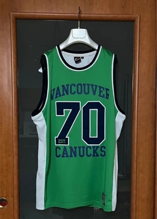 NHL hockey Vancouver Canucks canottiera sportiva uomo L, merk: Majestic, staat: Heel goed, maat: L, € 14,00, € 15,40 inclusief Kopersbescherming