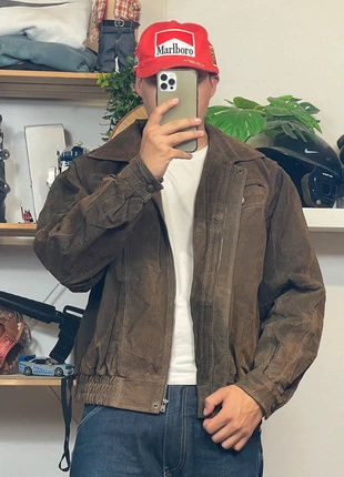 Veste en cuir vintage, marca: Vintage Dressing, estado: Bom, tamanho: M, €45.00, €47.95 inclui Proteção do Comprador