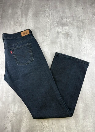 Jean Levi’s W32 FR42 model bootcut coupe droite très bon état, merk: Levi's, staat: Heel goed, maat: XL / 42 / 14, € 25,00, € 26,95 inclusief Kopersbescherming