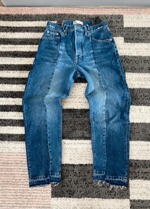 Jean patchwork bleu et bleu marine Zara Femme – Coupe droite décontractée taille 40, état: Neuf sans étiquette, taille: L / 40 / 12, 20,00 €, 21,70 € Protection acheteurs incluse