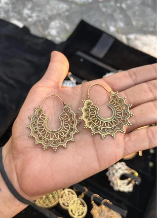 Earrings in brass, état: Neuf sans étiquette, 10,00 €, 11,20 € Protection acheteurs incluse