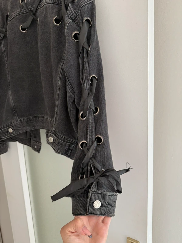 Veste en jean Bershka noeud noir - photo numéro 4