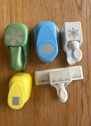 Perforatrices de scrapbooking, brand: Cars, condition: Very good, €5.00, €5.95 includes Buyer Protection