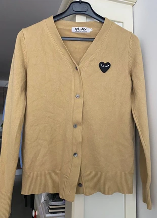 Cardigan Comme Des Garçons Play CDG - Laine japonaise coupe parfaite, marca: Comme Des Garçons Play, estado: Muito bom, tamanho: M / 38 / 10, €50.00, €53.20 inclui Proteção do Comprador