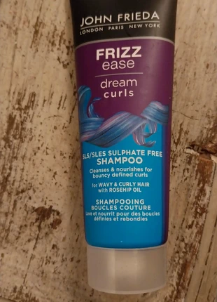 Shampoo dream curl, marque: John Frida, état: Neuf avec étiquette, 5,00 €, 5,95 € Protection acheteurs incluse